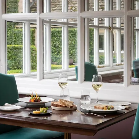 فندق The Devonshire Arms At 4*