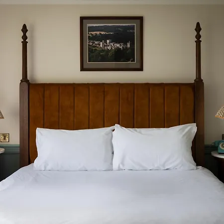 The Devonshire Arms At 4* בולטון אבי