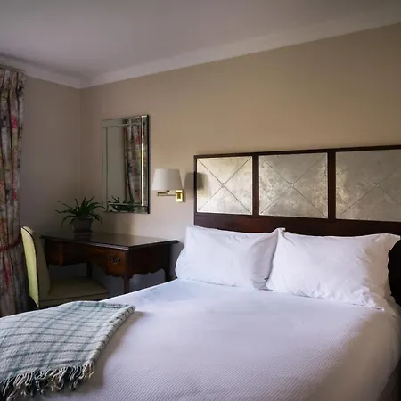 The Devonshire Arms At Otel