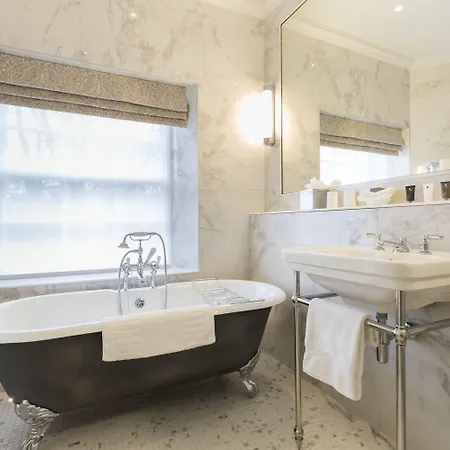 호텔 The Devonshire Arms At 볼턴애비