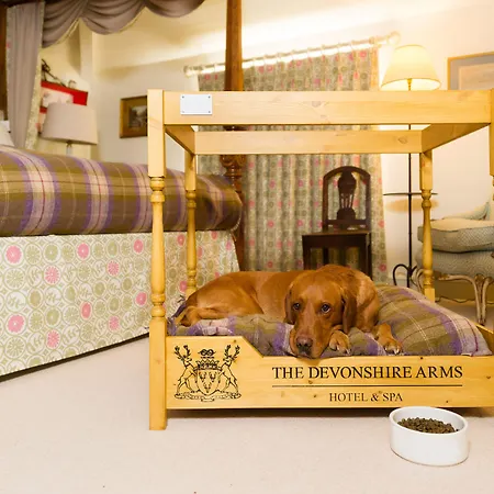 호텔 The Devonshire Arms At 4*