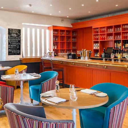 The Devonshire Arms At 볼턴애비